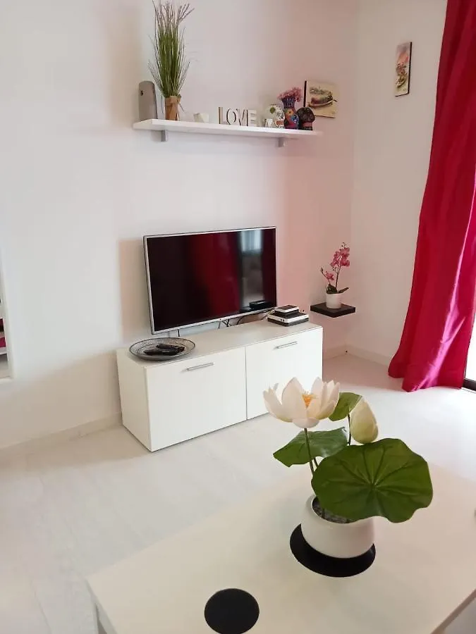 Apartamento En Primera Linea De Mar Tabaiba