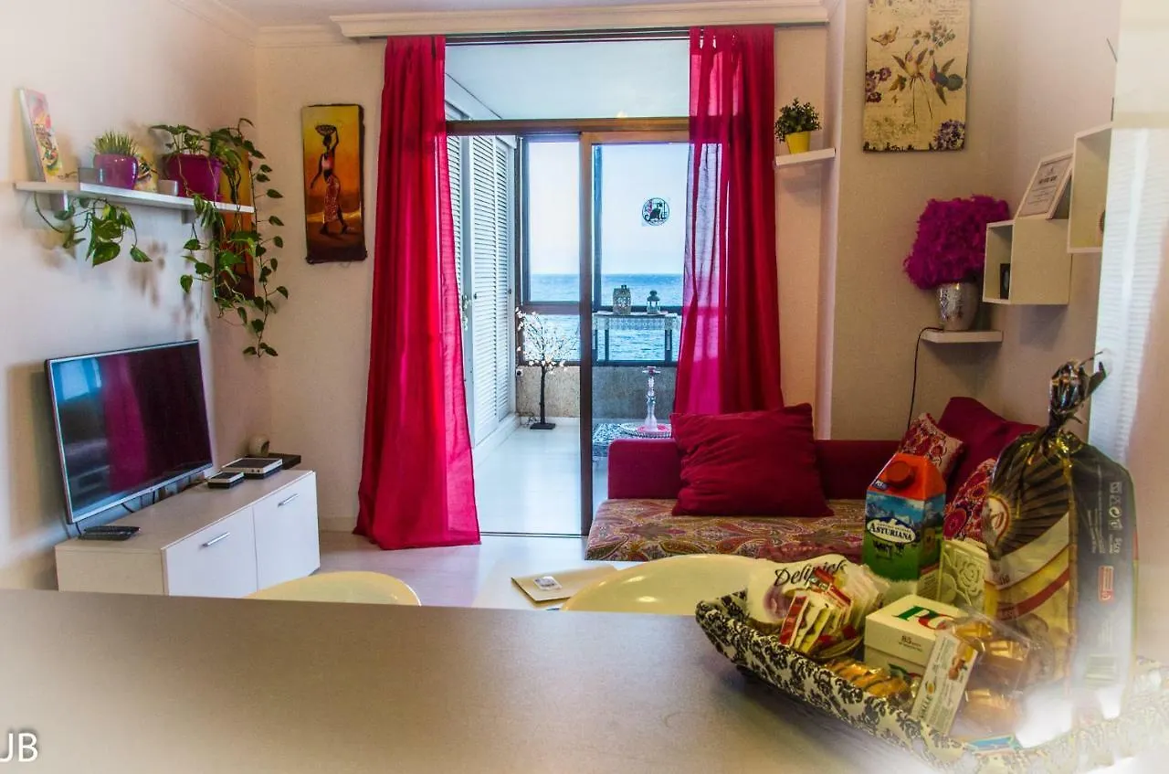 Apartamento En Primera Linea De Mar Tabaiba 0*,  Spain
